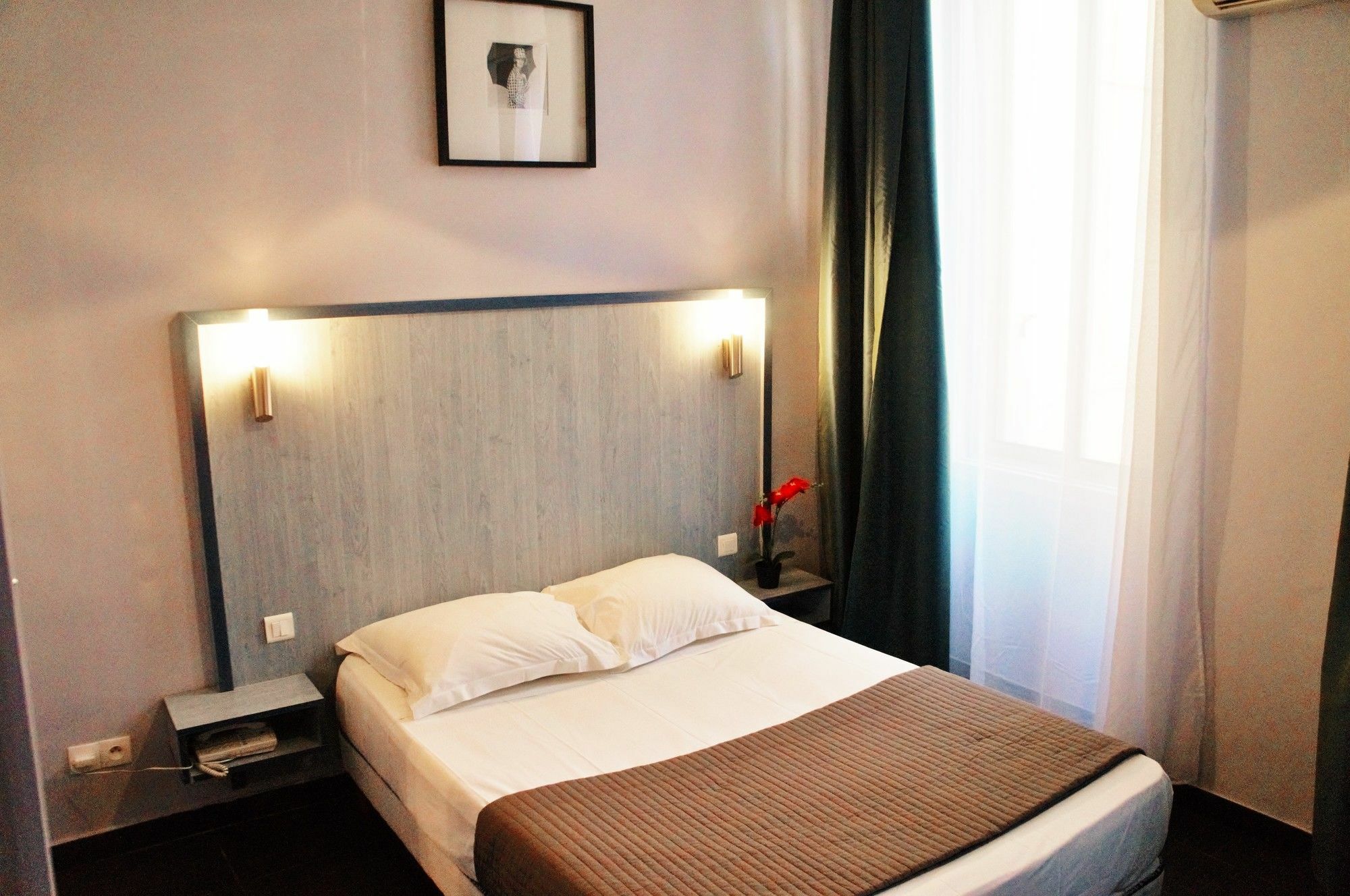 Hotel Paradis - Marseille Centre Prefecture Esterno foto